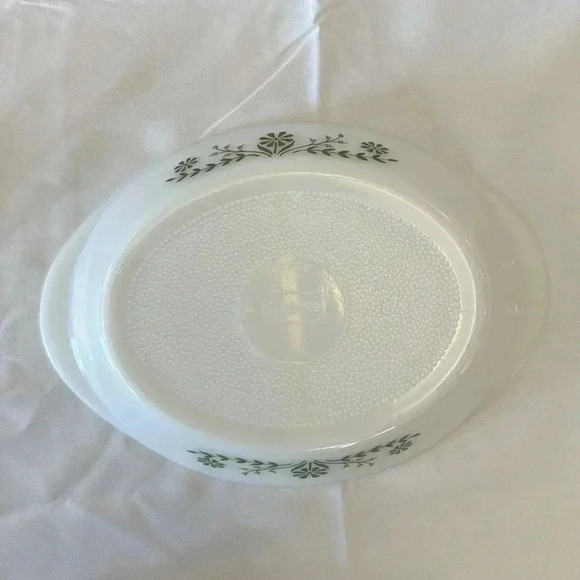 2 - Glasbake 1970s Casserole Dishes Green Daisy Milk Glass MCM Kitchen - Picture 7 of 11